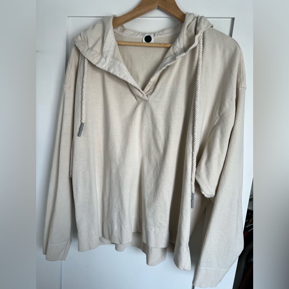 Australian brand - BASSIKE cotton top